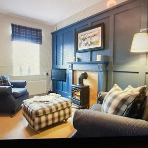 https://secret-view-cottage-in-terrington-york.yorkshirehotels.net